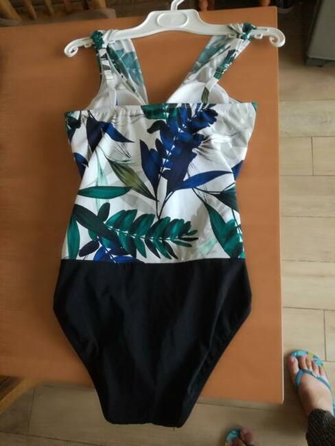 STRÓJE KĄPIELOWE, damskie-rozmiar S/M - nowe