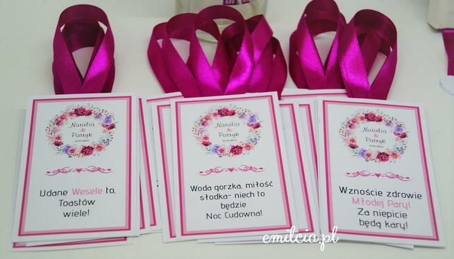 Zawieszki na butelki wykonane na zamówienie z okazji Ślubu
