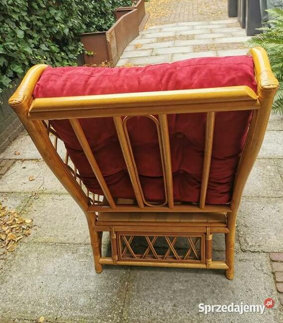 Duży piękny wygodny Fotel jasny RATTAN GrubePoduchy JAK NOWE