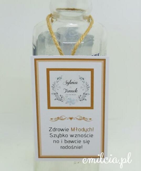 Zawieszki na butelki wykonane na zamówienie z okazji Ślubu