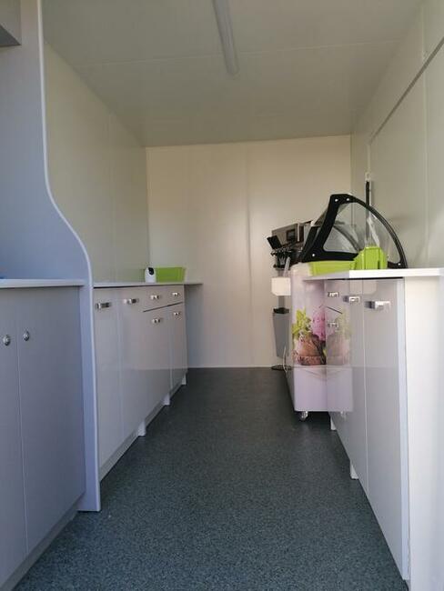 Do sprzedaży Nowa wyposażona przyczepa gastronomiczna