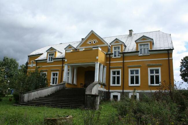 Dworek w Bożniewicach z 1907r. z Parkiem 3,2ha