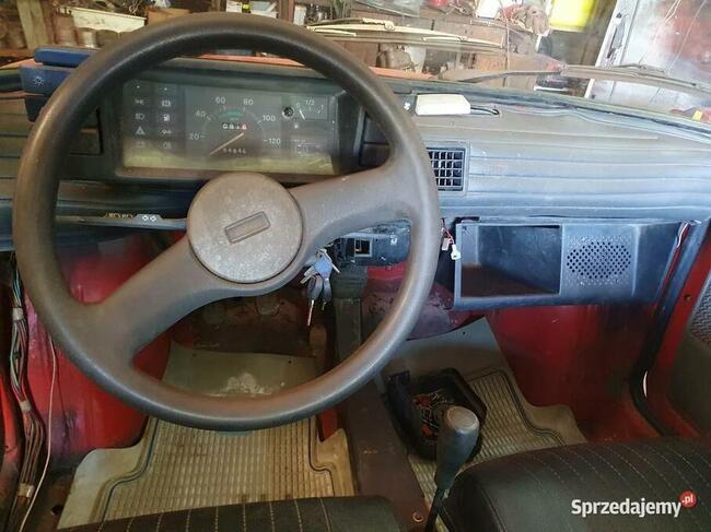 Fiat 126 czerwony maluch