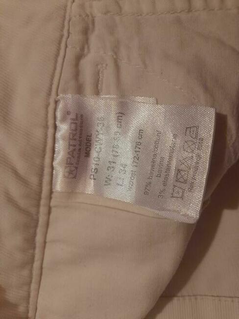 Spodnie białe i czarne