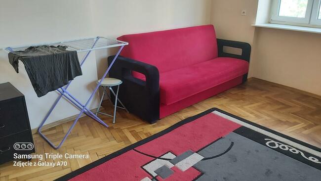 Kawalerkę na Grochowskiej w Warszawie wynajmę