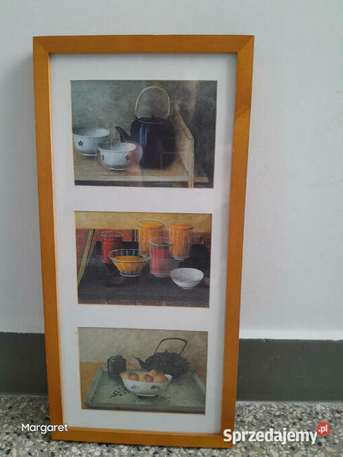 Trzy obrazki „Kuchenne” w jednej ramie za szkłem