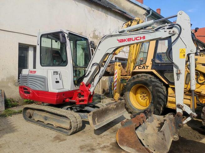 Usługi koparką kołową z Rototilt l Minikoparki Roboty ziemne