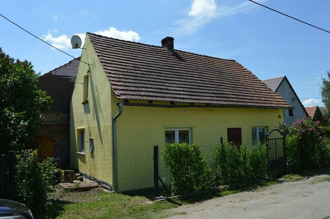 Sprzedam Dom na wsi Dobrzeń ( Oleśnica 6km, Wrocław 22km )