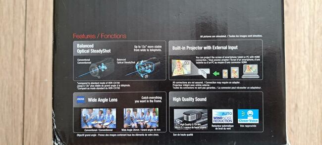 Sprzedam lub zamienię kamerę SONY z wbudowanym projektorem.