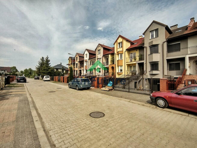 Dom Świdnik Adampol,