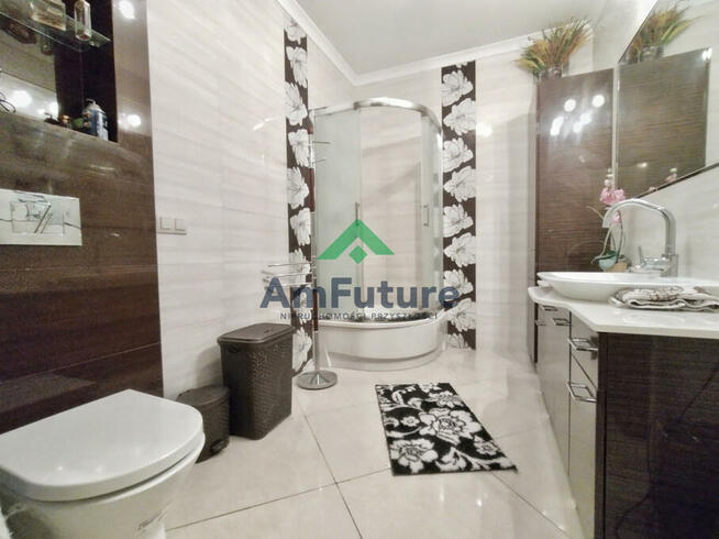 Dom Świdnik Adampol,