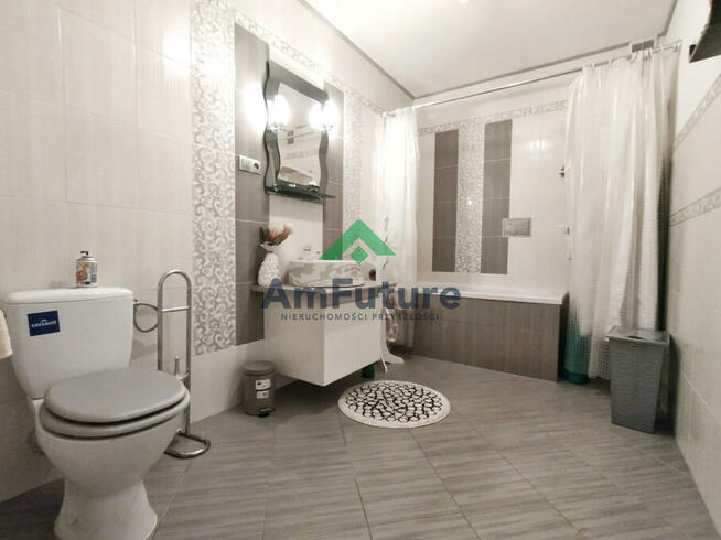 Dom Świdnik Adampol,