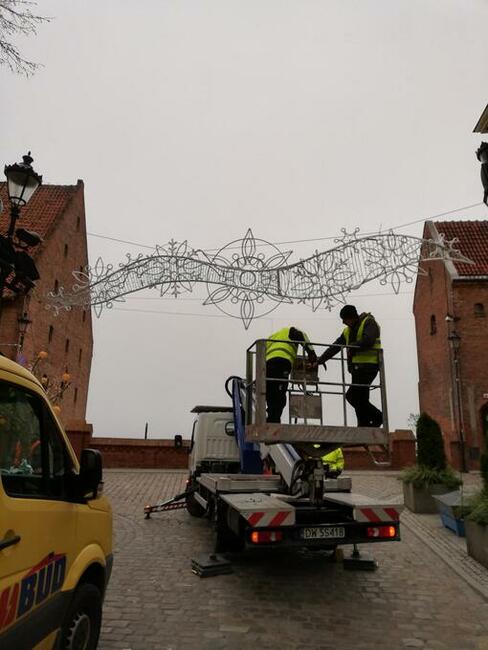 profesjonalne mycie elewacji ,dachów ,kostki brukowej