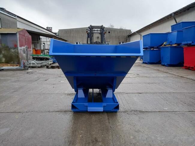 Wytrzymały, stabilny kontener uchylny TK 1100 L