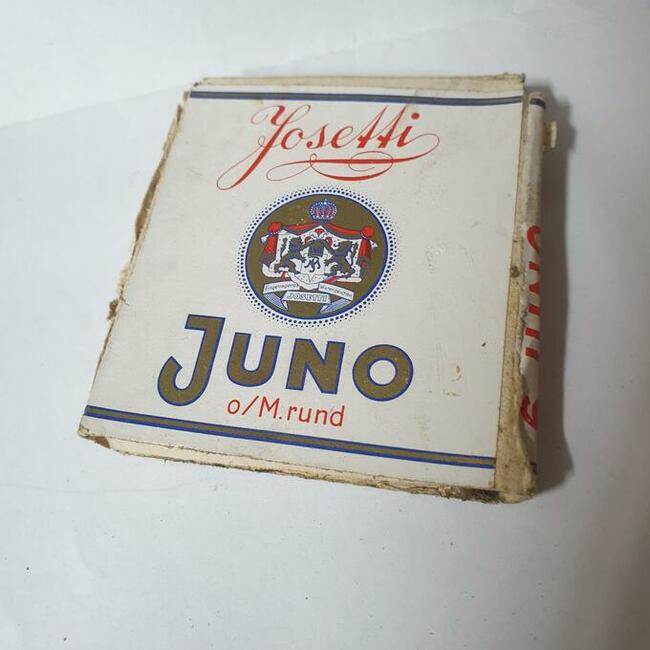 Kolekcjonerskie pudełko po papierosach Juno