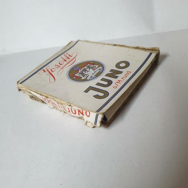 Kolekcjonerskie pudełko po papierosach Juno