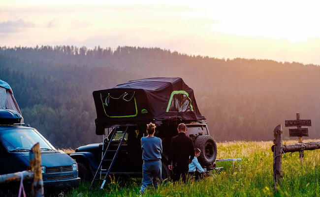 Wypożyczalnia namiotów dachowych Piaseczno i okolice