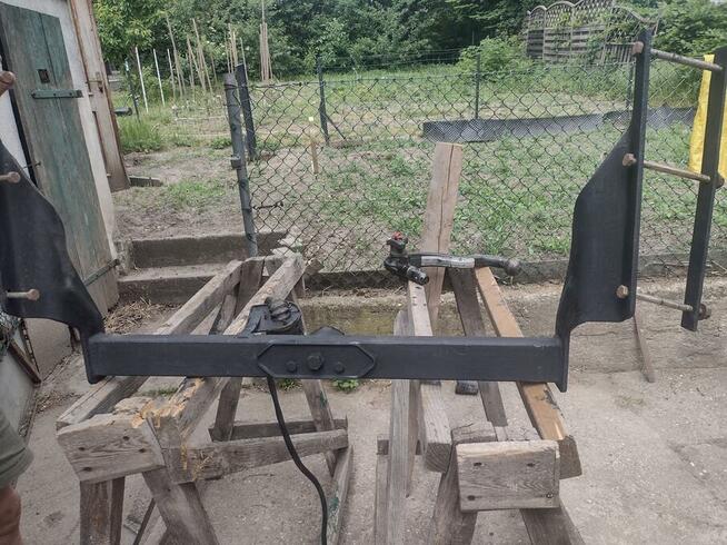 Sprzedam jak holowniczy do Forda