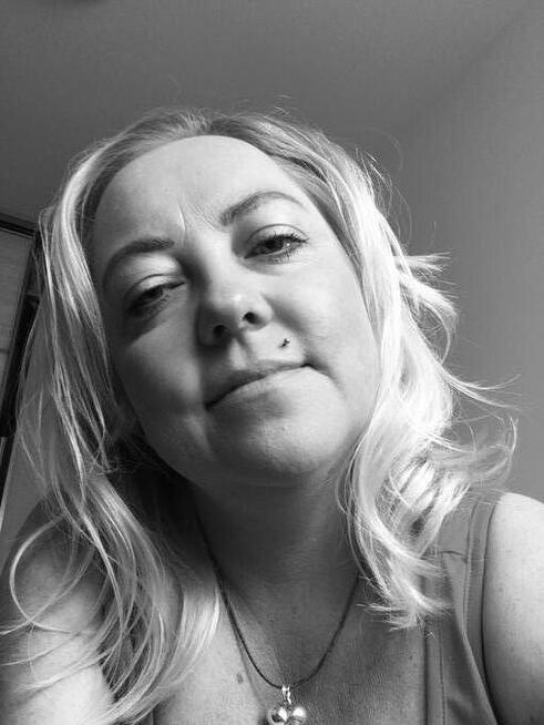 Kobieta po 40-ce, szuka pracy .