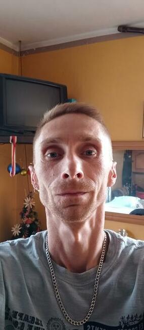 Szukam dziewczyny do stałego i poważnego związku