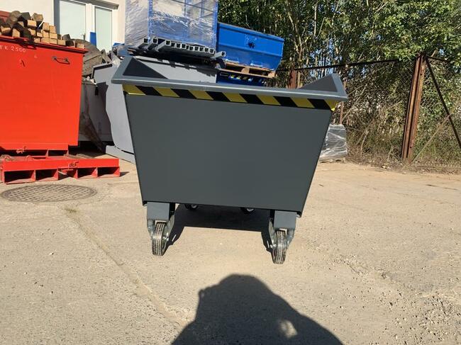 Pojemnik samowyładowczy PMUC 300L