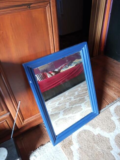 Lustro niebieska rama