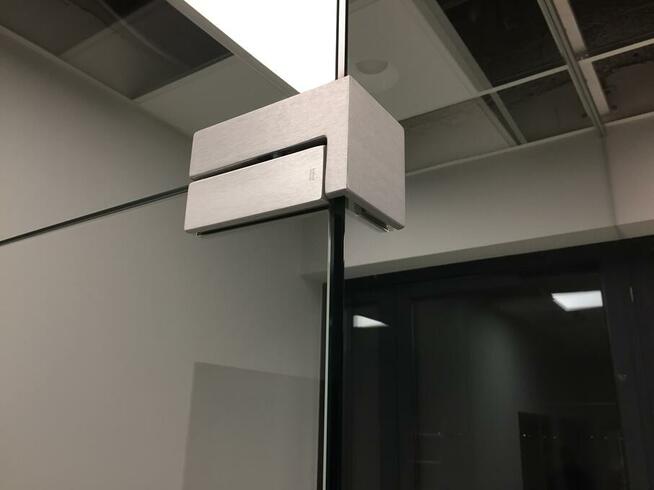 Drzwi szklane, zabudowy szklane - folia na pilota