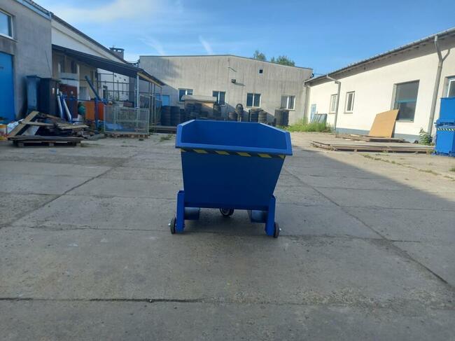 Pojemnik metalowy wyposażony w koła PMMC 400 L