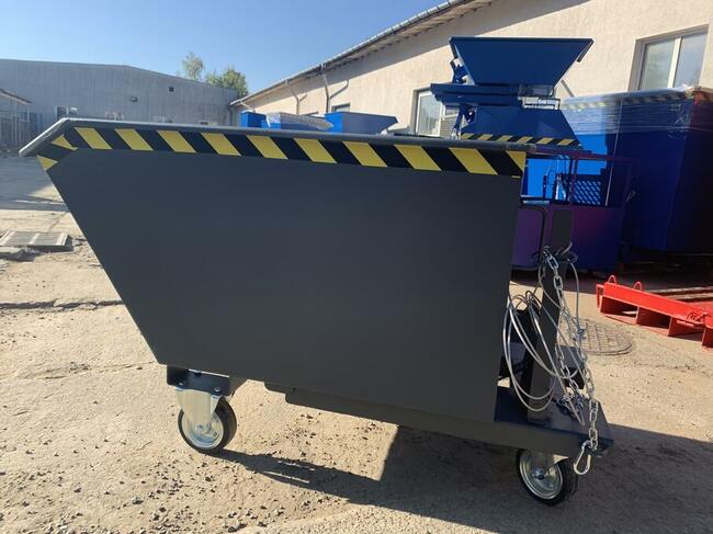 Pojemnik samowyładowczy PMUC 300L