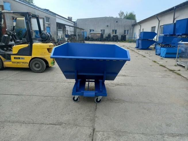 Zbiornik stalowy NTK 900 L, koleba