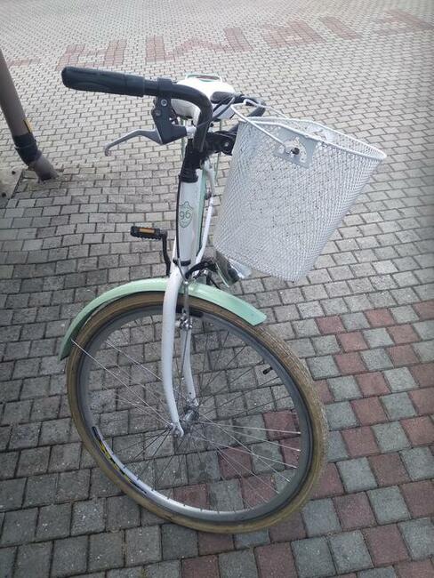 Rower miejski GOETZE BLUEBERRY koła 28 cali biało -miętowy