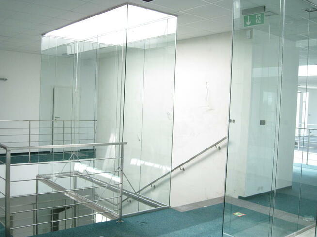 Drzwi szklane, zabudowy szklane - folia na pilota