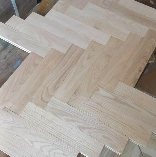 Parkiet Dąb czerwony 22x60x300 PALETA