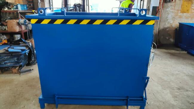 Pojemnik PMDC 1,4 m3 z otwieranym dnem