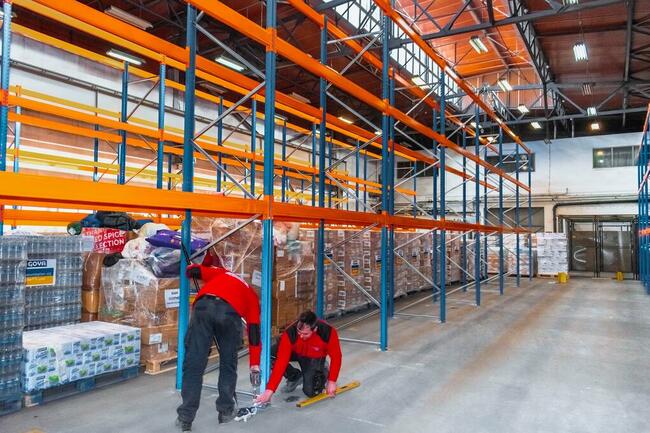 Przegląd regałów magazynowych