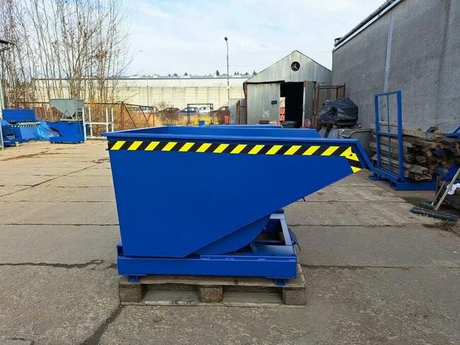 Samowyładowczy kontener do widlaka TK 0,9 m3