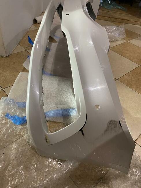 ZDERZAK PRZEDNI DO BMW