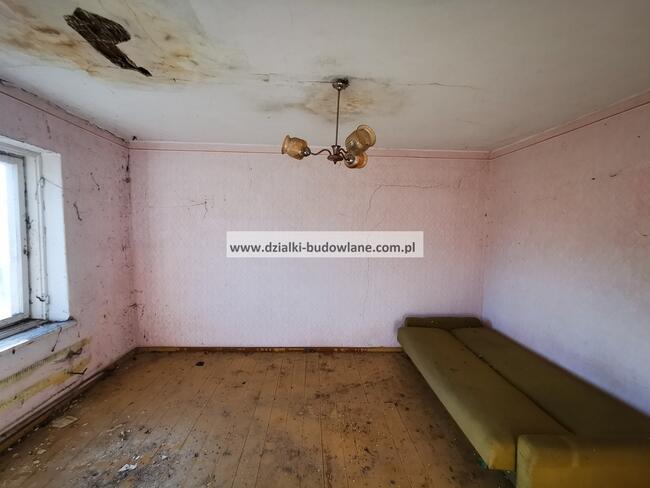 Dom poniemiecki z dużymi zabudowaniami gosp.