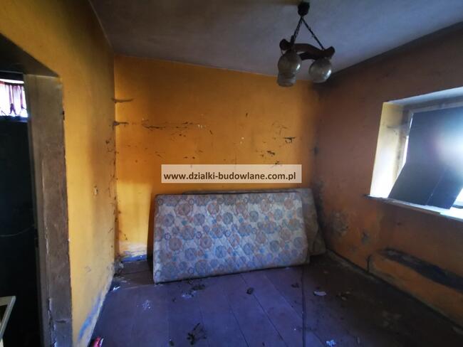 Dom poniemiecki z dużymi zabudowaniami gosp.