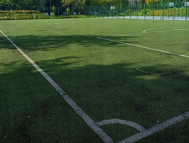 SZTUCZNA TRAWA BOISKO PIŁKARSKIE 1820M2 UŻYWANE