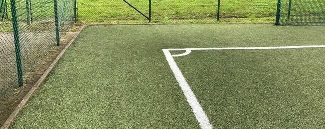 SZTUCZNA TRAWA BOISKO PIŁKARSKIE 1920M2 UŻYWANE