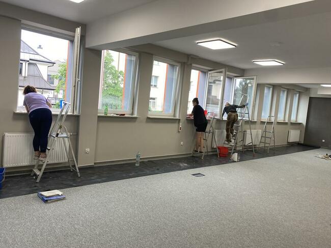 Mycie okien, witryn sklepowych. Firma sprzątająca KIELCE