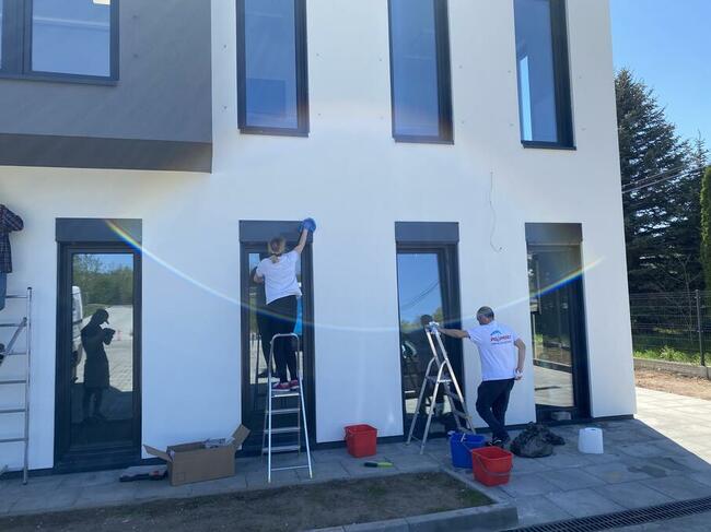 Mycie okien, witryn sklepowych. Firma sprzątająca KIELCE