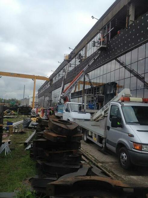 Wynajem zwyżki, zwyżka do 40m, Podnośniki koszowe i operator