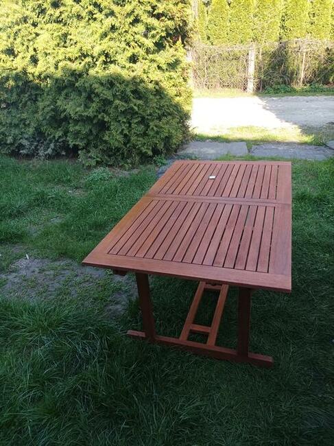 Sprzedam doży stół drewniany