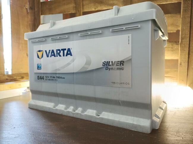 Akumulator VARTA Silver Dynamic E44 77Ah 780A EN