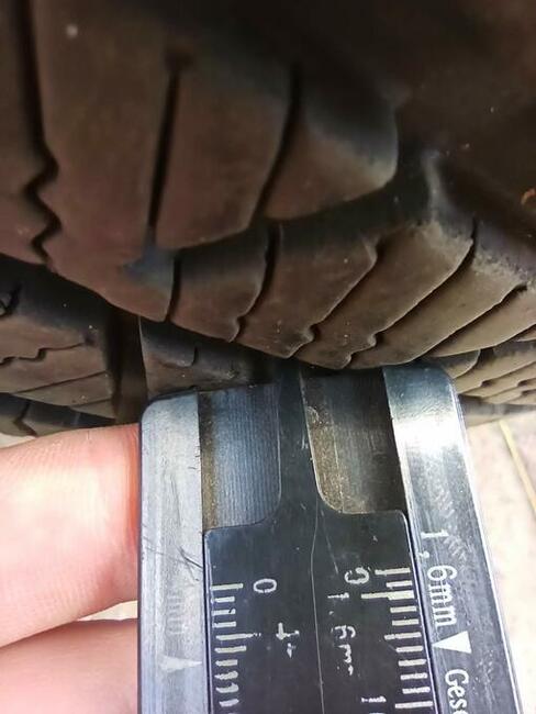 Para 2 szt Opony używane zimowe 15 Barum 185/60/15