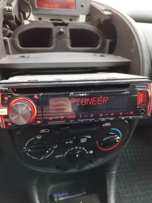 Sprzedam tanio radio samochodowe Pioneer