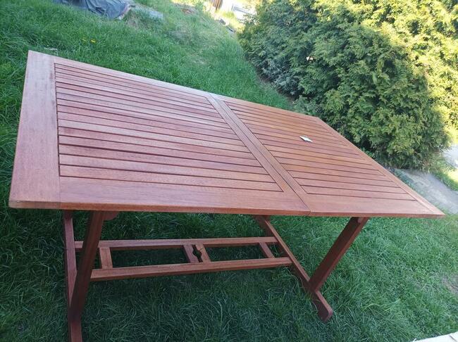 Sprzedam doży stół drewniany