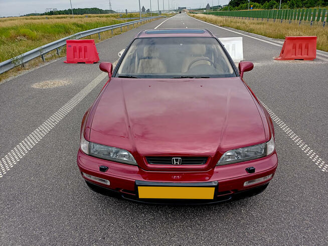 Wyjątkowa HONDA LEGEND COUPE klasyk auto do ślubu wynajem